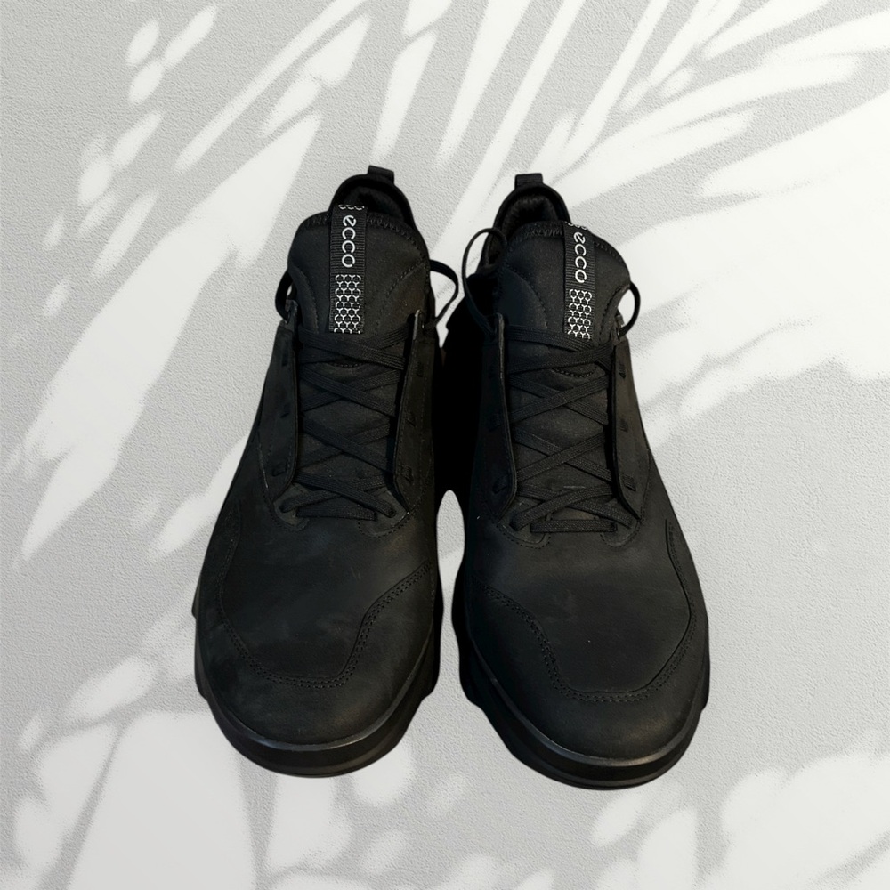 ECCO Men's Black Sneakers